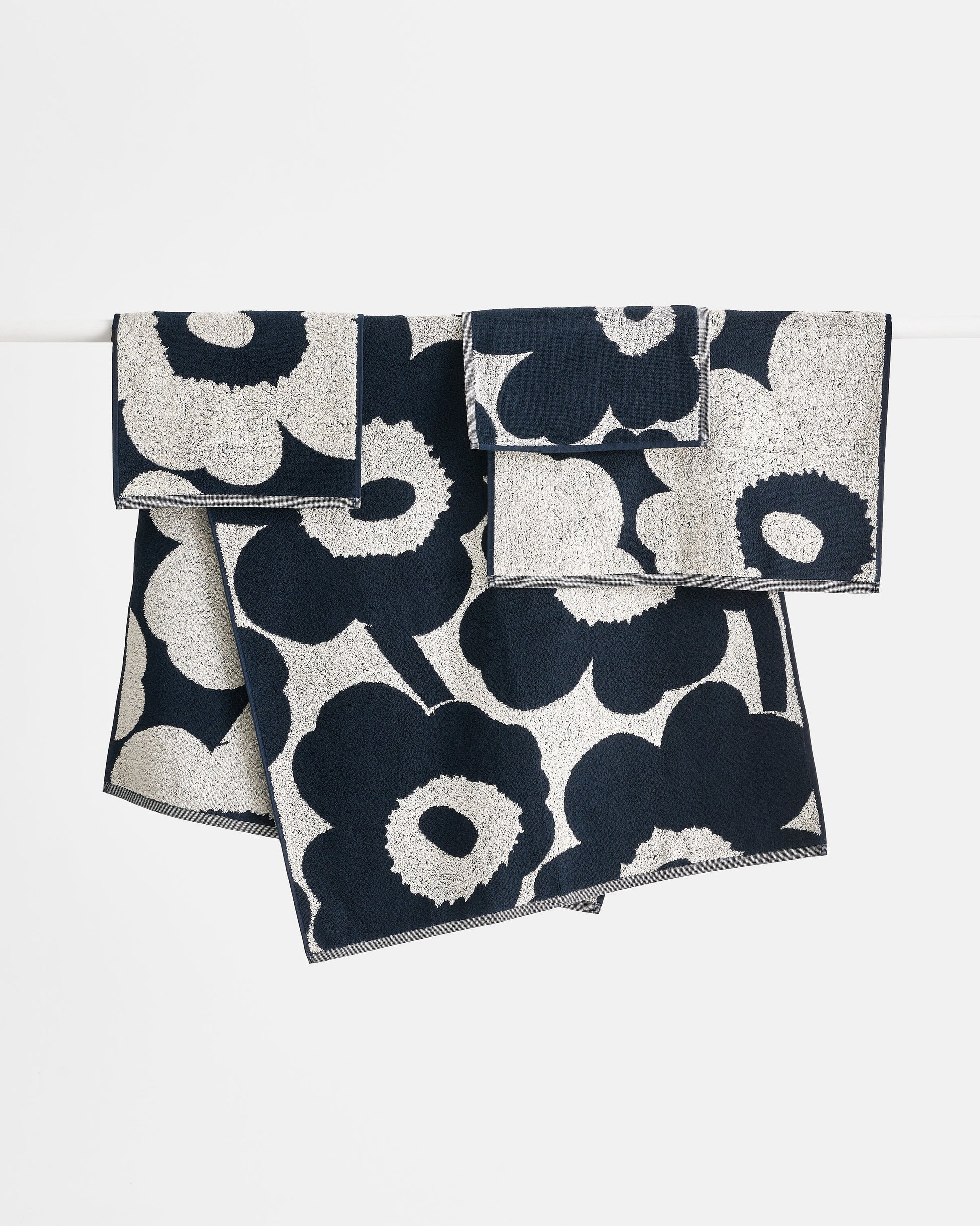 Unikko Hand Towel 50X70Cm - Marimekko VN