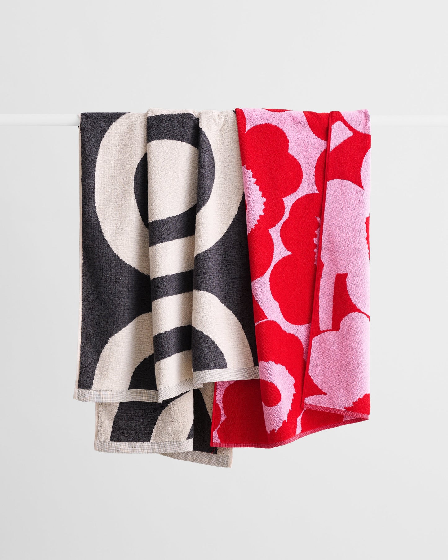 Unikko Bath Towel 70X150Cm - Marimekko VN