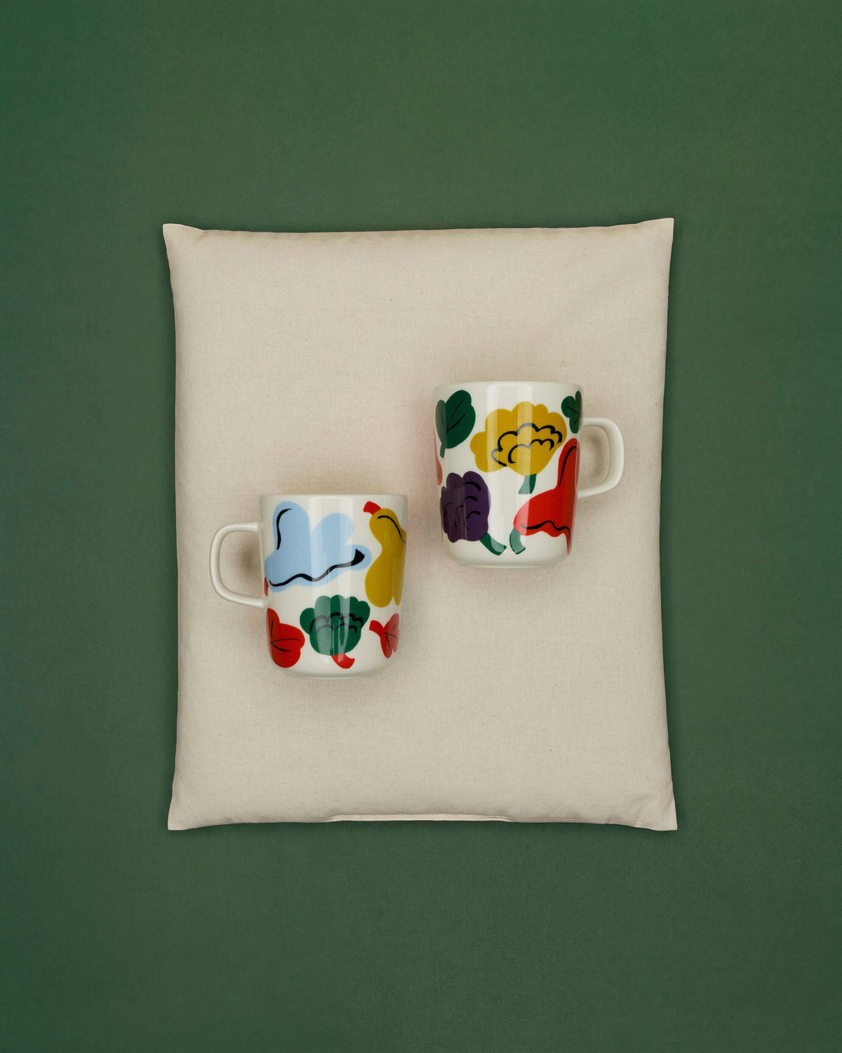 Oiva / Kukasta kukkaan mug 2,5 dl / 2 pcs