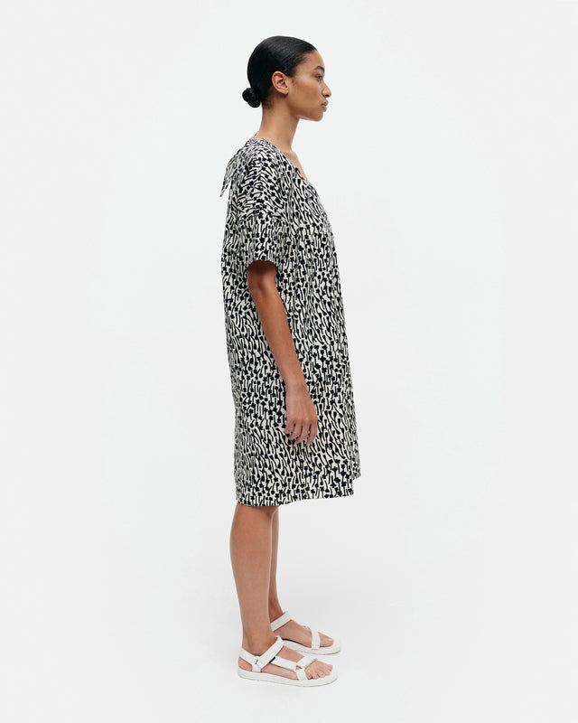 Beesi Tuulahdus cotton seersucker dress - Marimekko VN