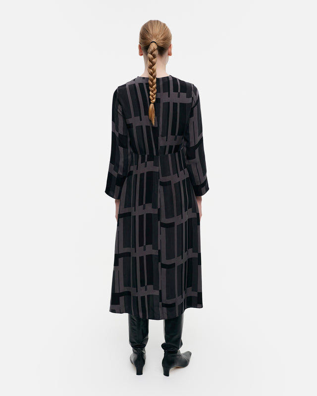 Salonki Attika cupro dress - Marimekko VN