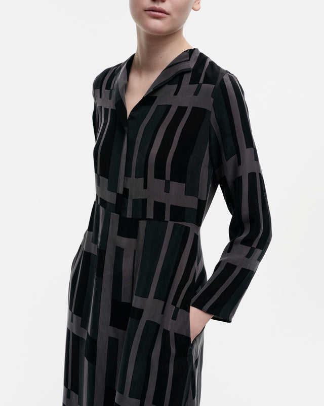 Salonki Attika cupro dress - Marimekko VN