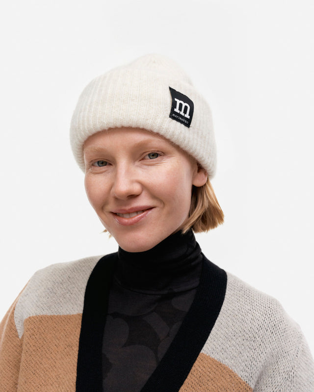 Pjettar beanie