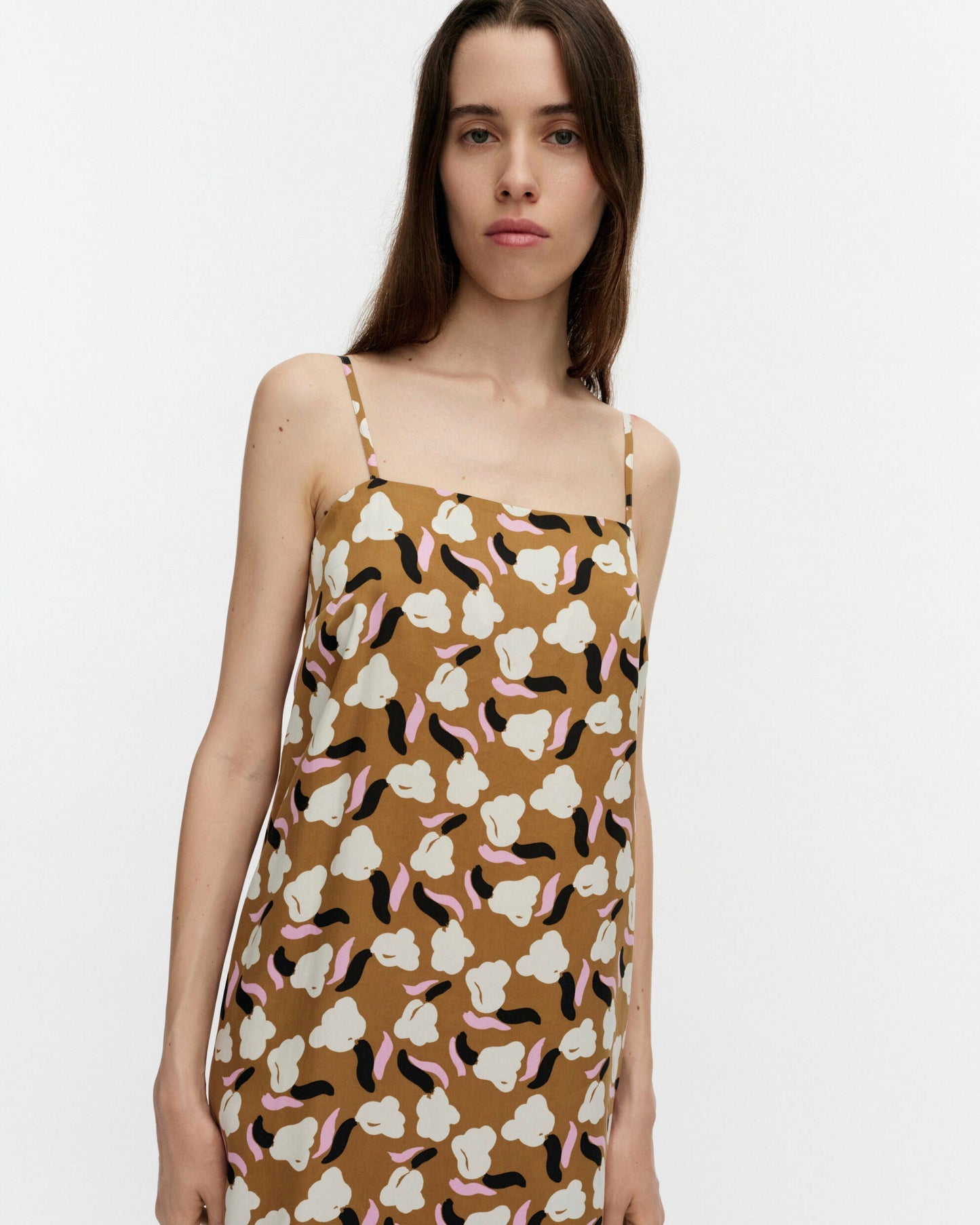 Pyörähdys Lemmitty Dress