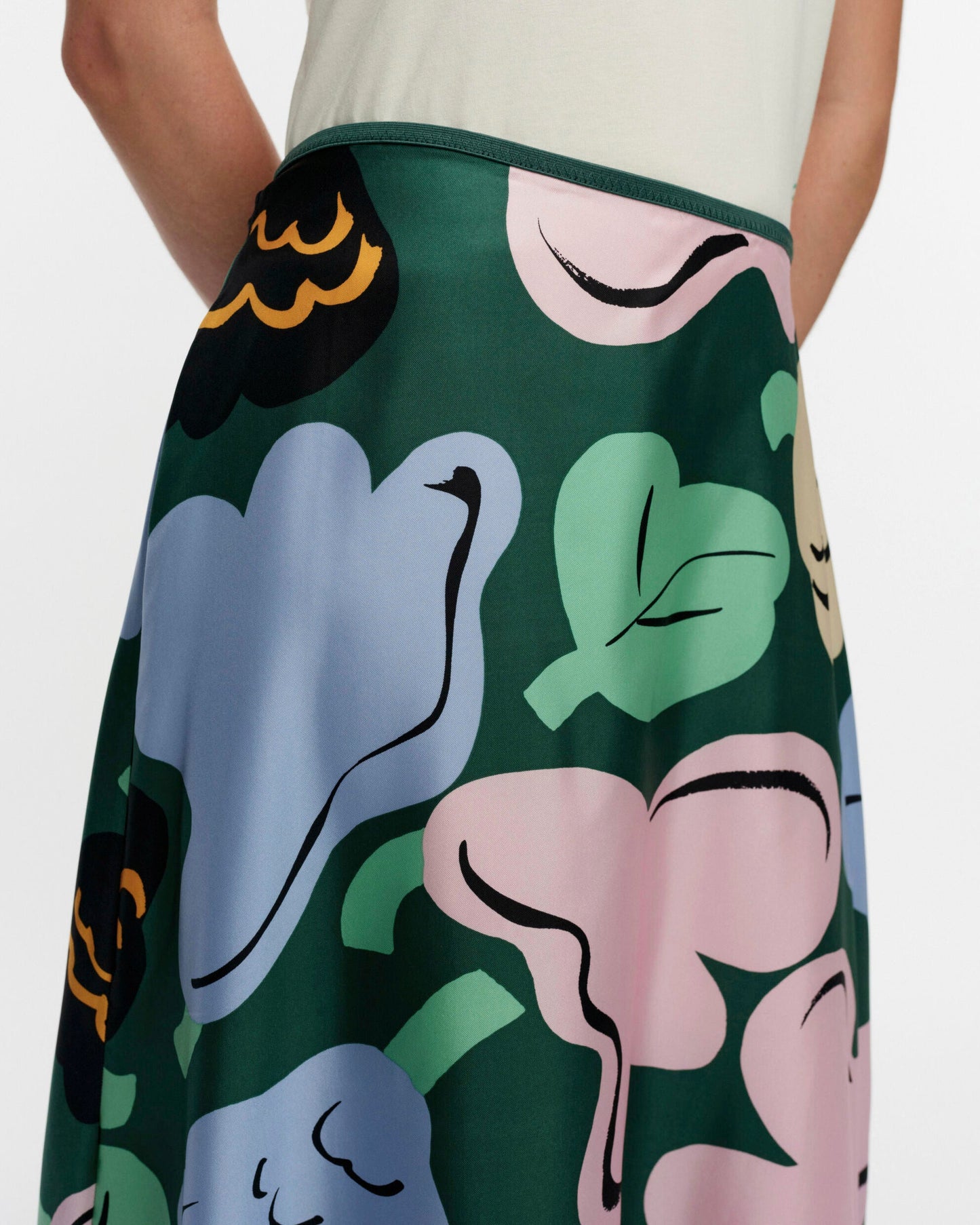 Koostumus Kukasta Kukkaan Silk skirt