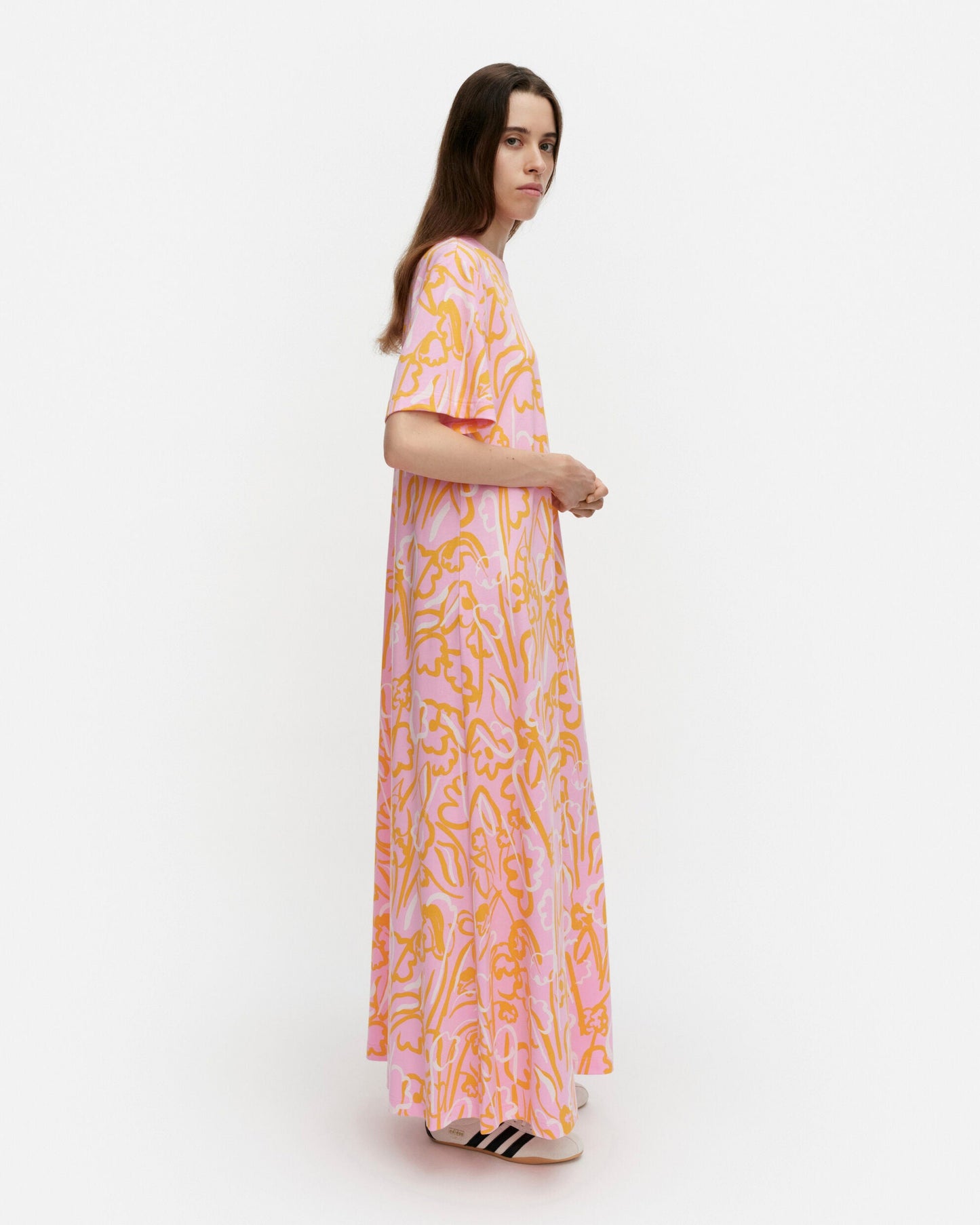 Kokonaisuus Ensikukat Dress