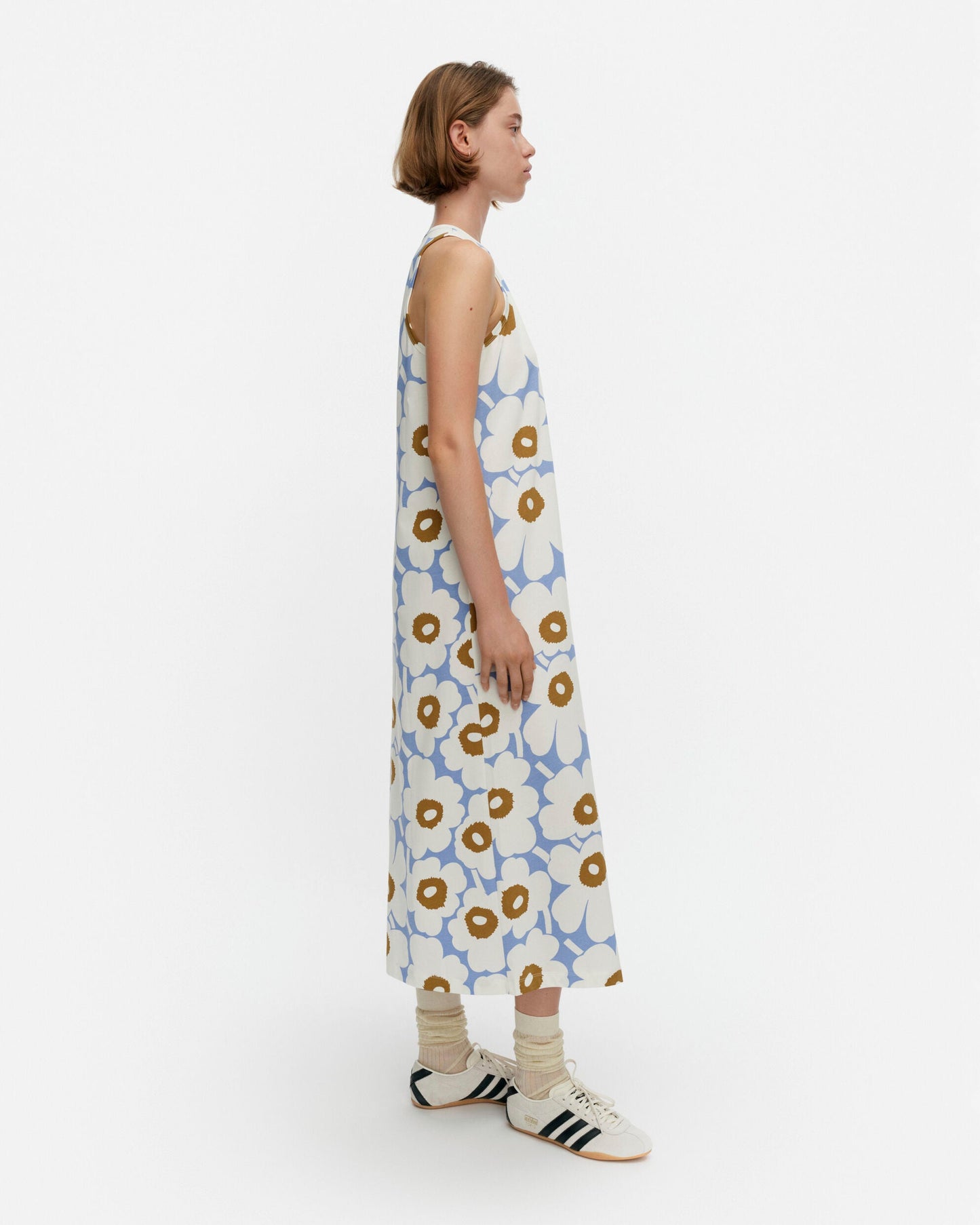 Erilainen Unikko Dress