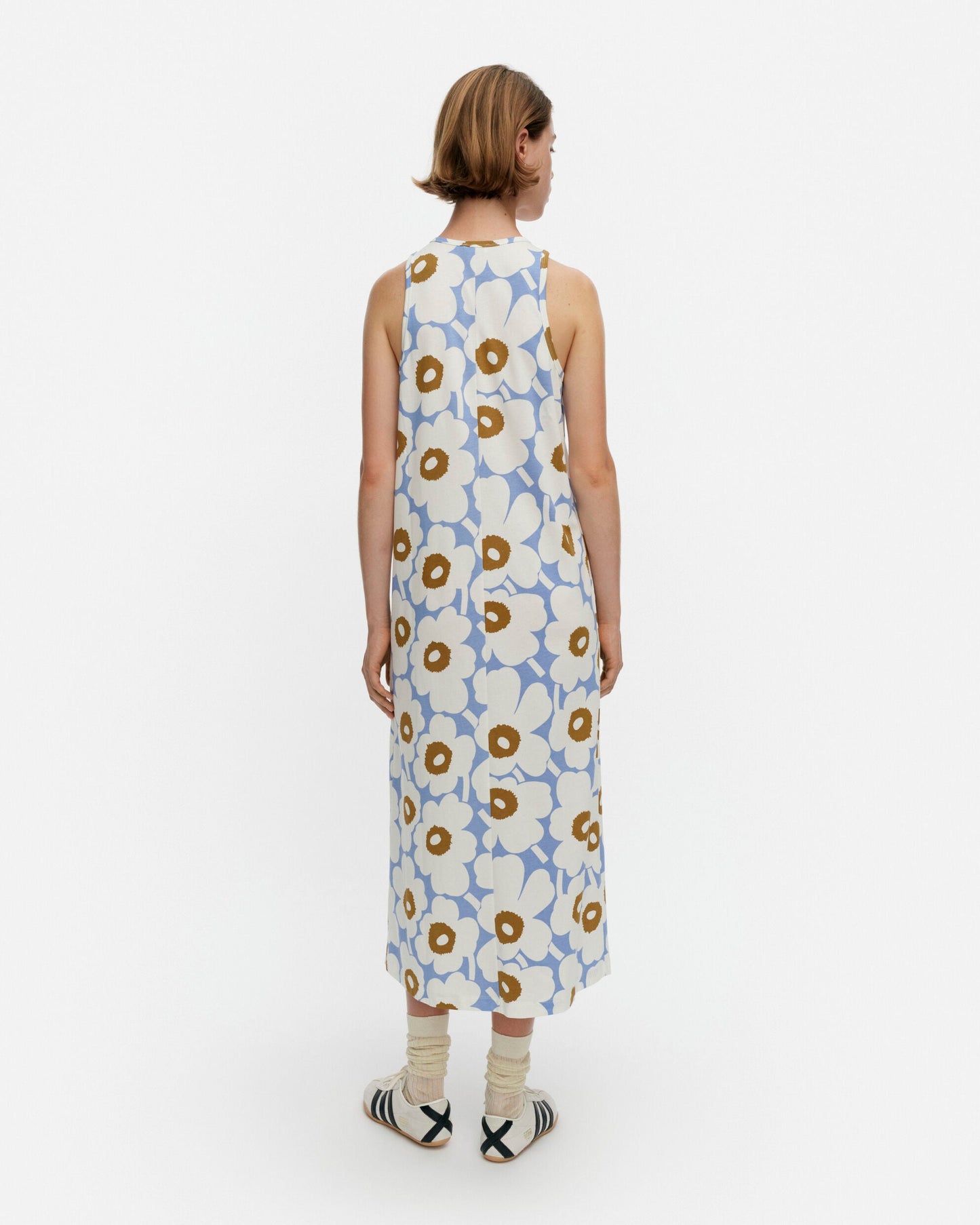 Erilainen Unikko Dress