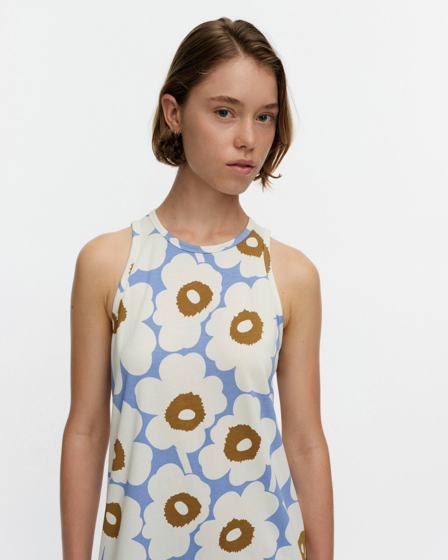 Erilainen Unikko Dress
