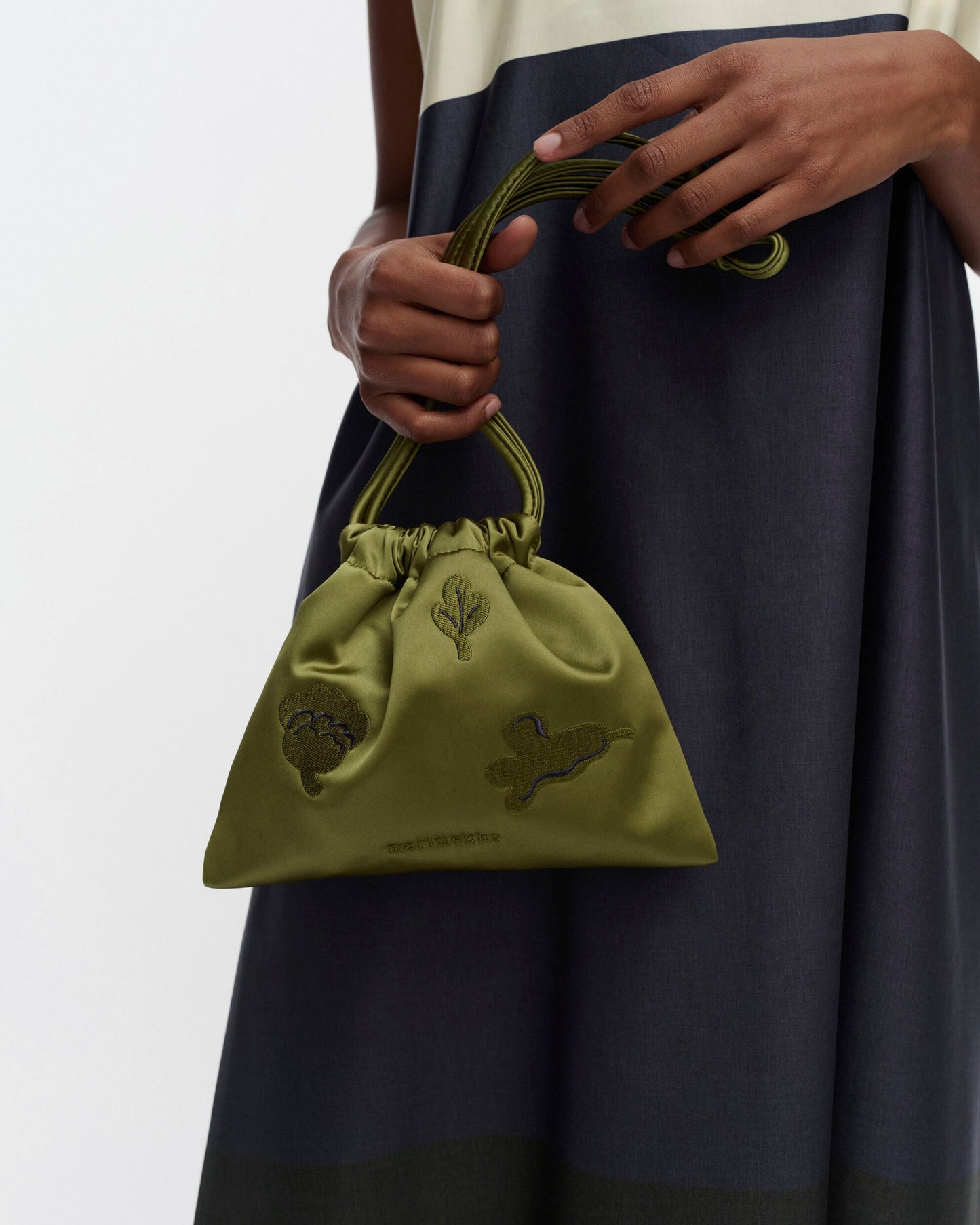 Cirra Satin Kukasta kukkaan Bag