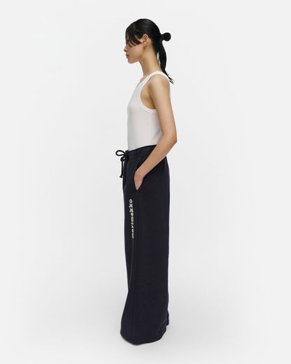 Puuska Logo Placement Kioski sweatpants