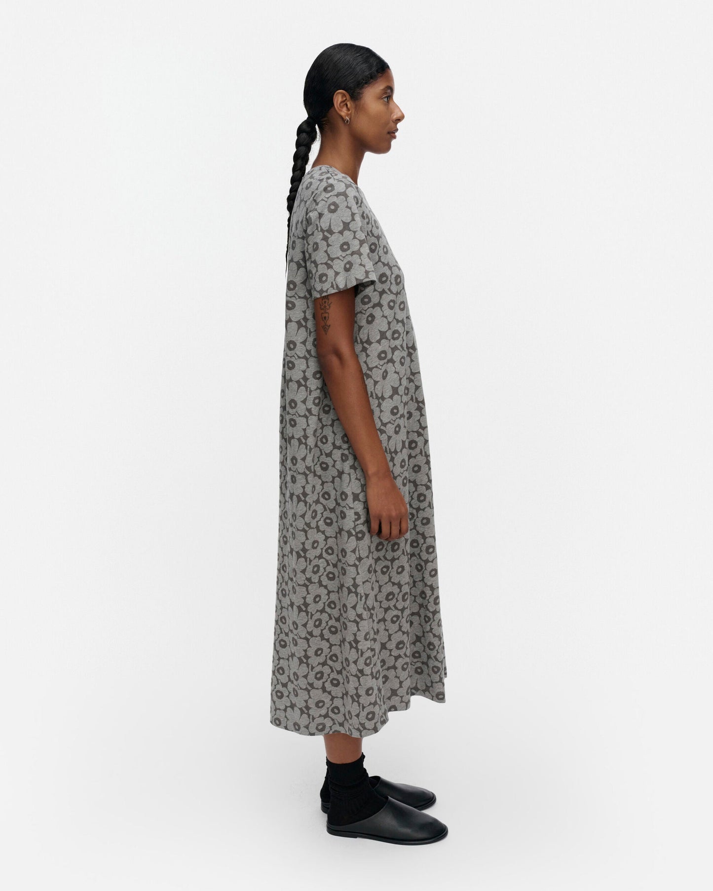 Pisteinen Unikko Dress