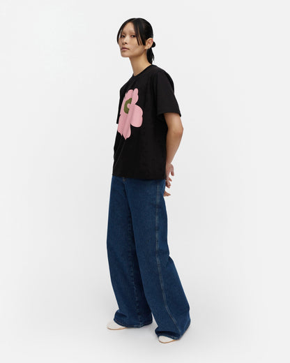 Erna Unikko Placement Kioski t-shirt