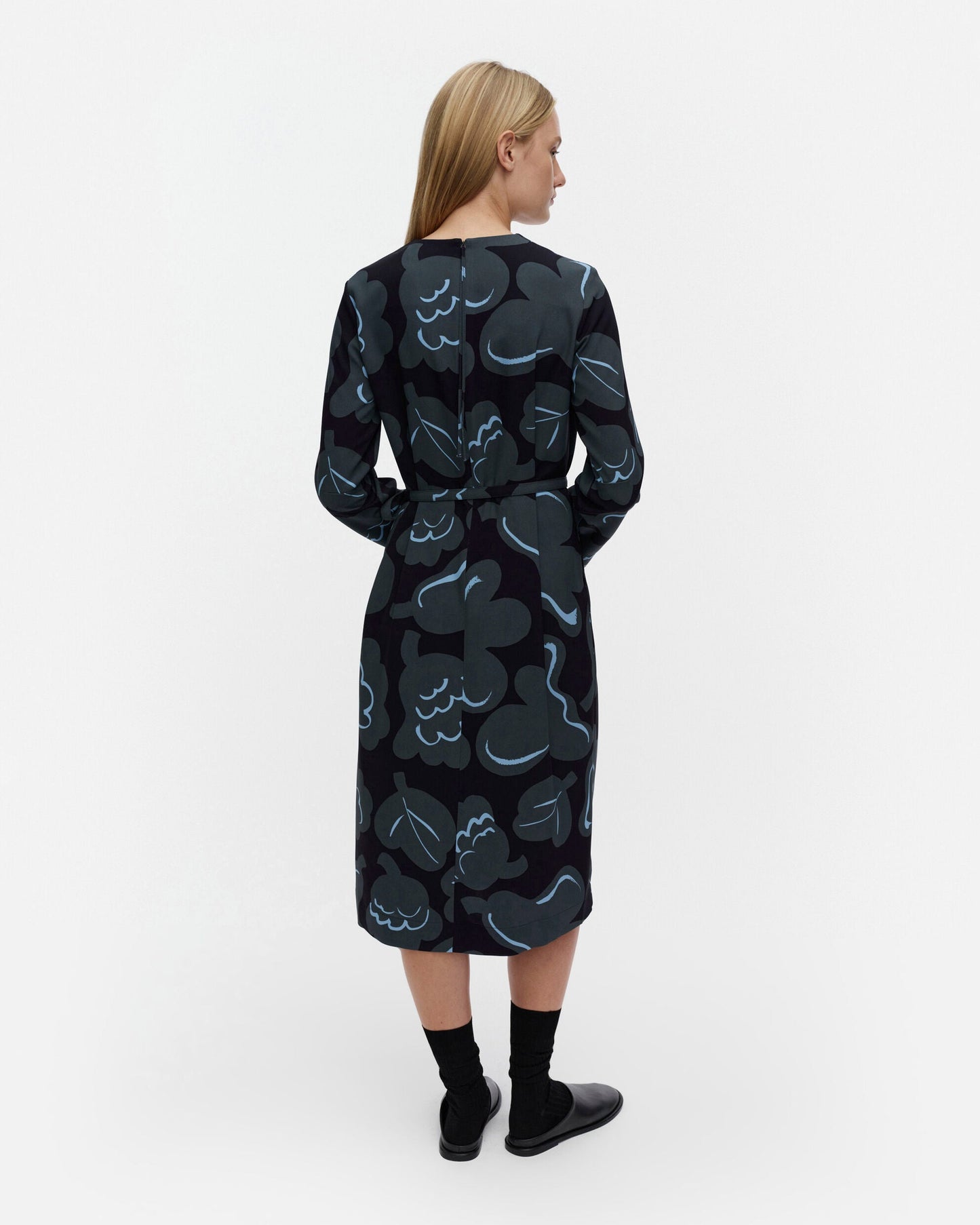Pujotus Kukasta Kukkaan Dress