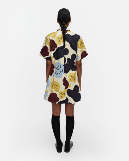 Seikkailu Kukasta Kukkaan Dress
