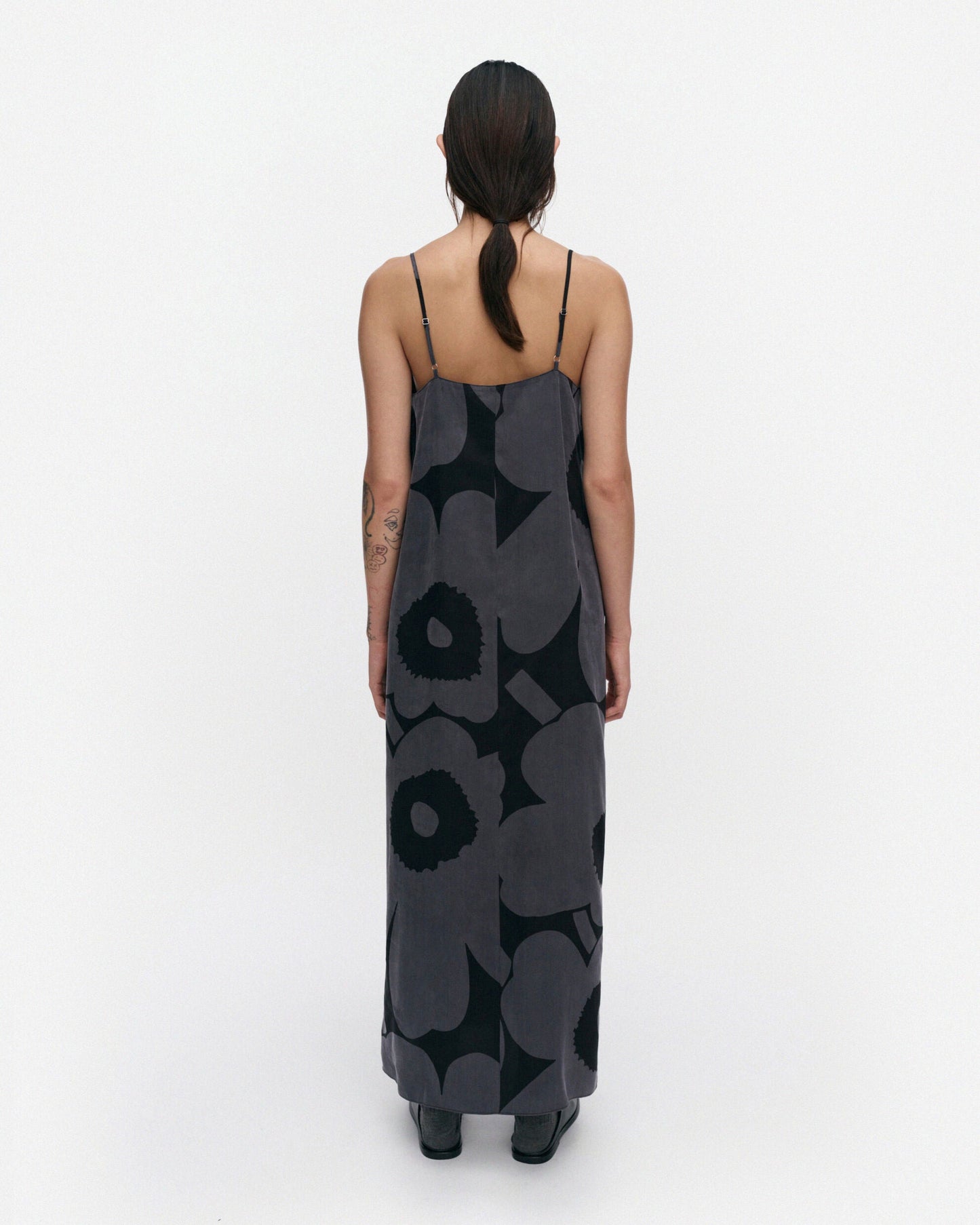 Pyörähdys Unikko Dress