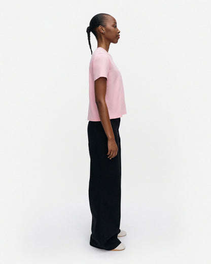 Rauha Unikko Placement Kioski t-shirt