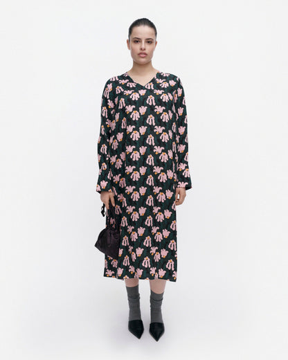 Nauru Kukkahattu Dress