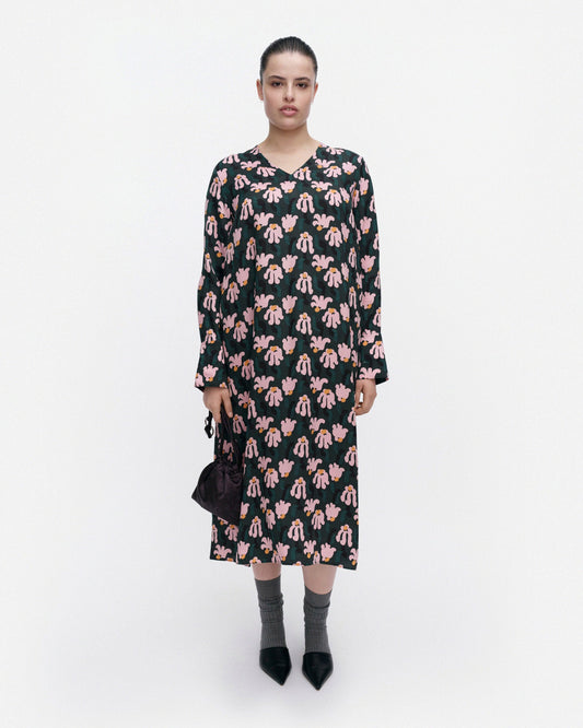Nauru Kukkahattu Dress