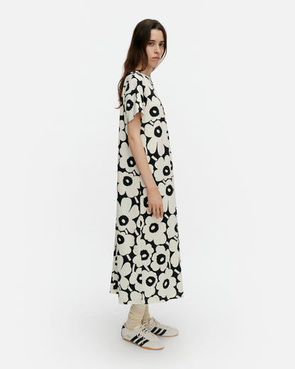 Pisteinen Unikko Dress